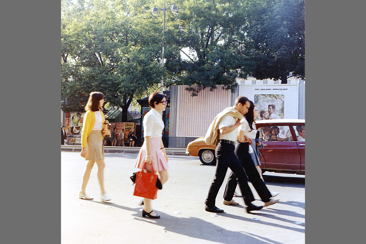 wilhelm hack museum street life Photo-souvenir Daniel Buren Affichages sauvages wilhelm hack museum street life Photo-souvenir Daniel Buren Affichages sauvages