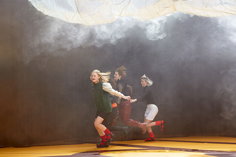 schillertage nationaltheater mannheim ntm räuberinnen leonie böhm